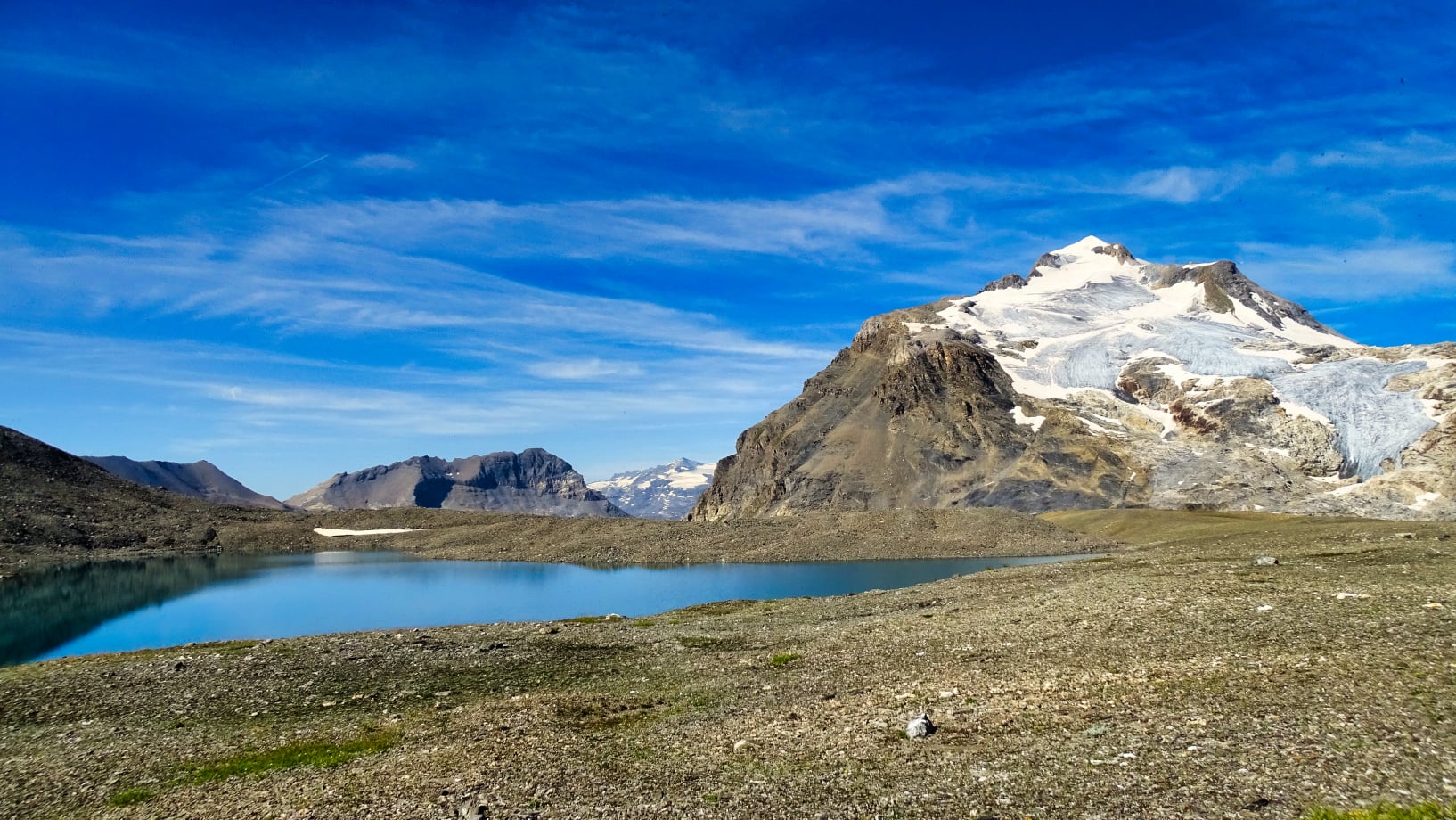 La grande motte et lac glaciaire de la Leisse randonnée en Vanoise BAW